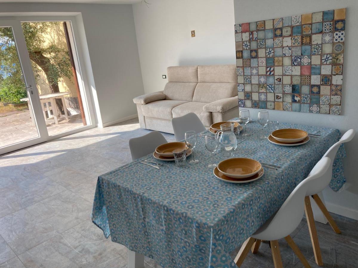 Apartamento Redhouse Benaco Torri Del Benaco Exterior foto
